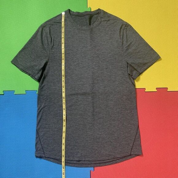 Lululemon Men’s XS - S ? Somatic Short Sleeve T-Shirt Shade Stripe Gray *Flaw - Picture 11 of 12